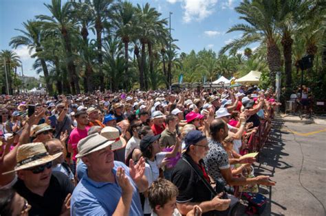 Descubre la mejor fiesta en Elche con Cloe: ¡No te la pierdas!.